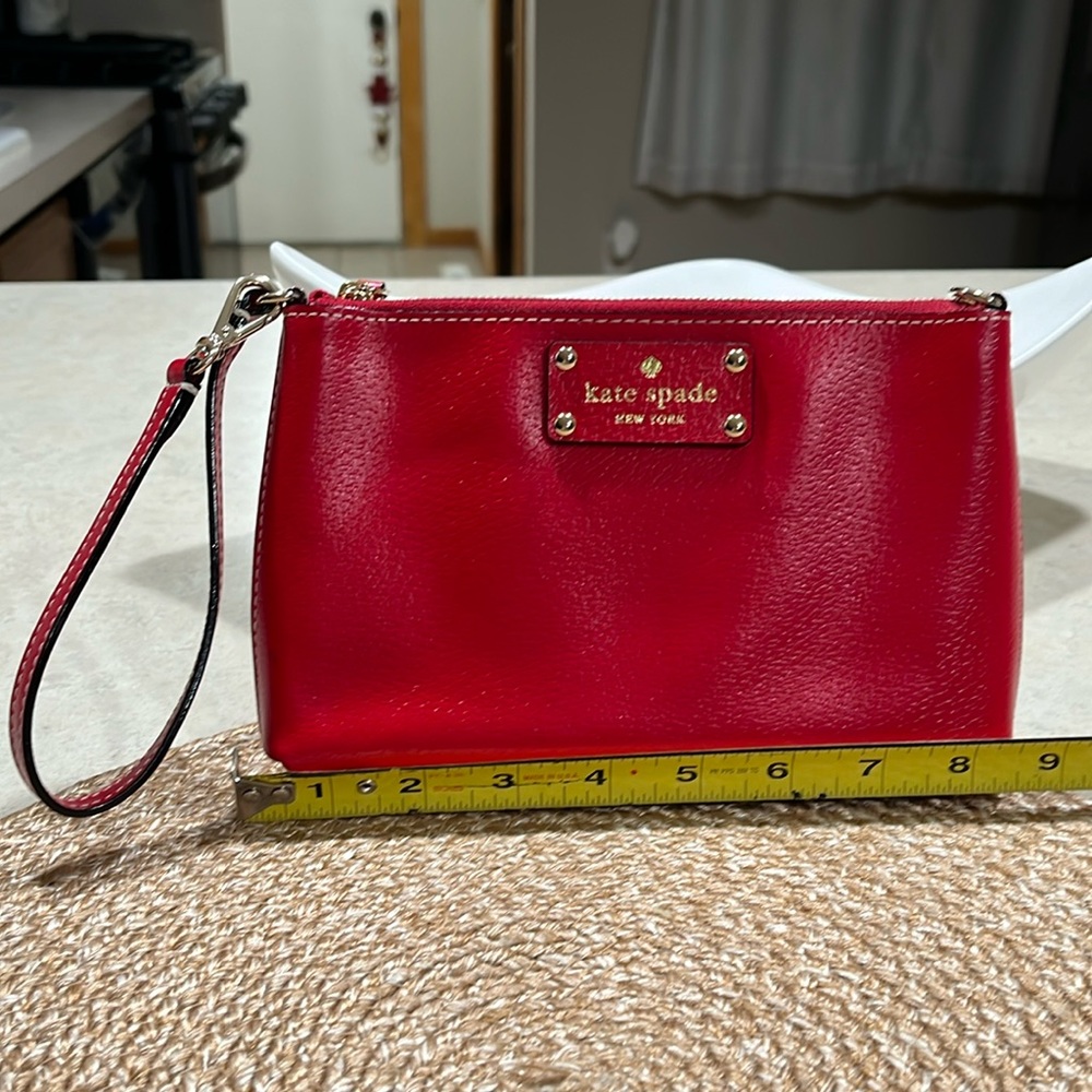 Kate Spade wristlet/mini handbag